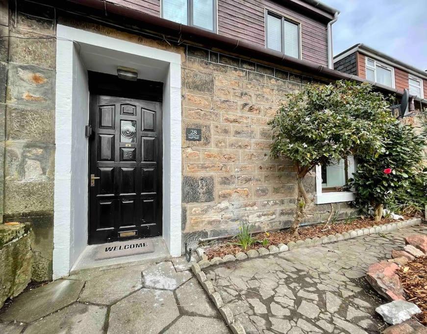 Wells Street Cottages No. 28 By The River Ness Inverness Exterior photo